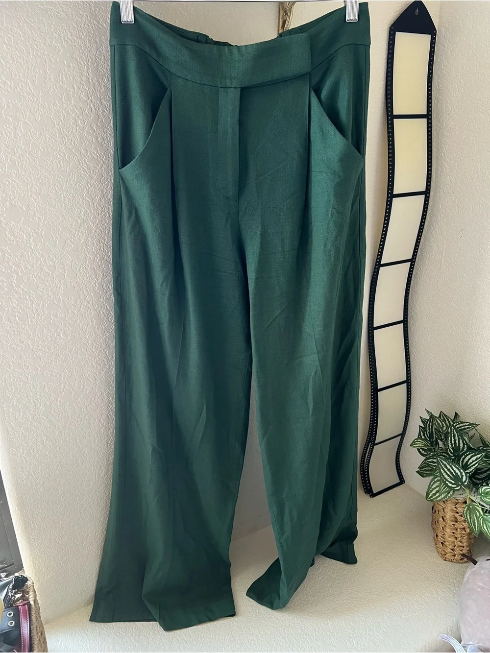 Veronica Beard Marbeau Wide-Leg High-Rise Pants in Forest